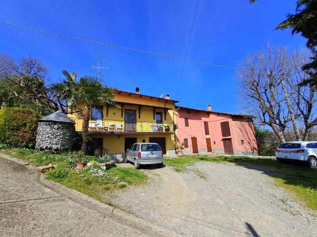 Rustico in vendita a Unione dei comuni Valli del Reno, Lavino e Samoggia, Reggio Emilia