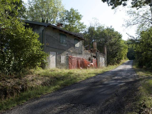 Rustico in vendita a Unione dei comuni Valli del Reno, Lavino e Samoggia, Reggio Emilia