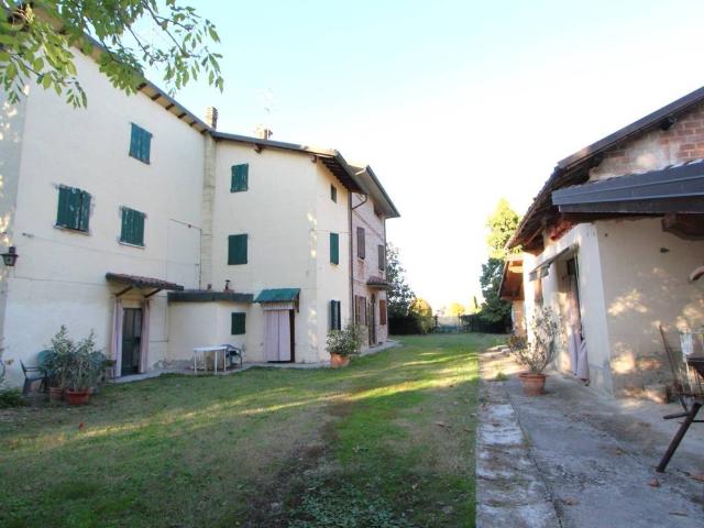 Rustico in vendita a Unione dei comuni Valli del Reno, Lavino e Samoggia, Bazzano