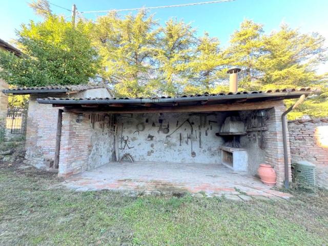 Rustico in vendita a Unione dei comuni Valli del Reno, Lavino e Samoggia, Rio Cà De' Fabbri