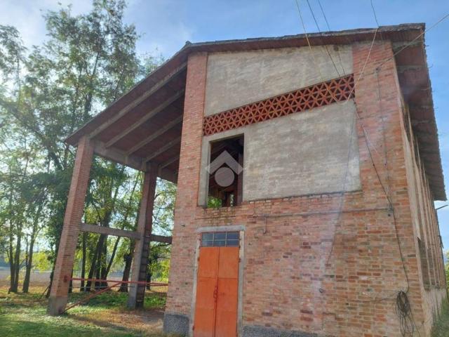Rustico in vendita a Unione dei comuni Valli del Reno, Lavino e Samoggia, Reggio Emilia