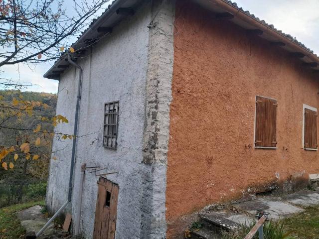 Rustico in vendita a Unione dei comuni Valli del Reno, Lavino e Samoggia, Riva Bene