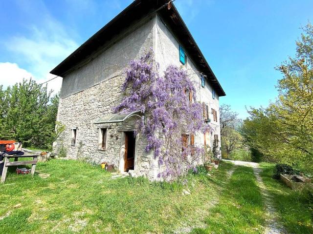 Rustico in vendita a Unione dei comuni Valli del Reno, Lavino e Samoggia, Vedegheto