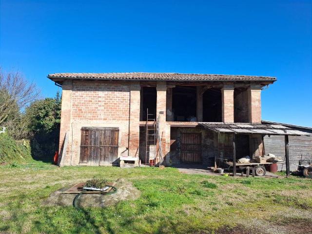 Rustico in vendita a Unione dei comuni Valli del Reno, Lavino e Samoggia, Reggio Emilia