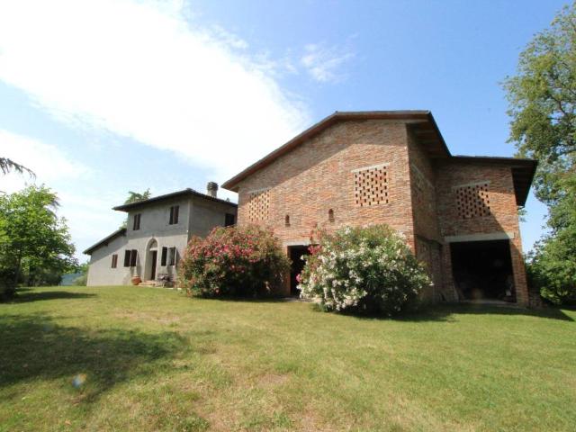 Rustico in vendita a Unione dei comuni Valli del Reno, Lavino e Samoggia, Monte San Pietro