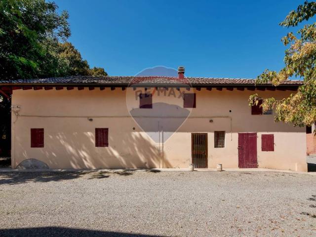 Rustico in vendita a Unione dei comuni Valli del Reno, Lavino e Samoggia, Pragatto