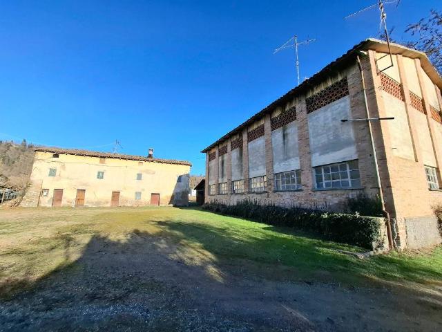 Rustico in vendita a Unione dei comuni Valli del Reno, Lavino e Samoggia, Reggio Emilia