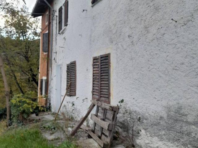 Rustico in vendita a Unione dei comuni Valli del Reno, Lavino e Samoggia, Riva Bene