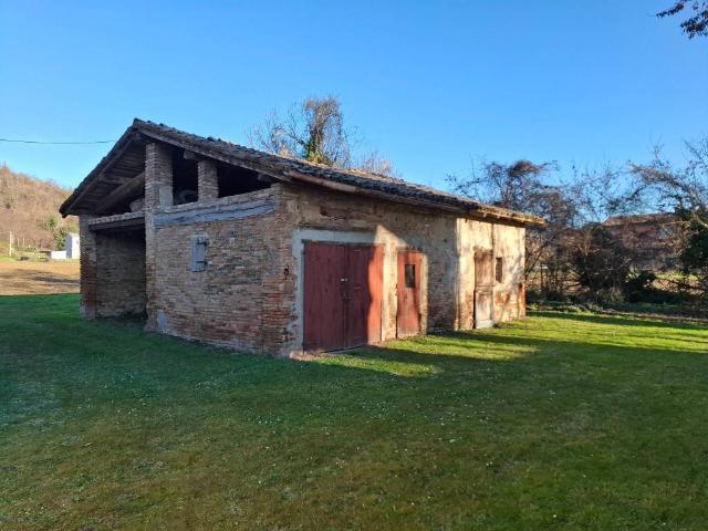 Rustico in vendita a Unione dei comuni Valli del Reno, Lavino e Samoggia, Reggio Emilia