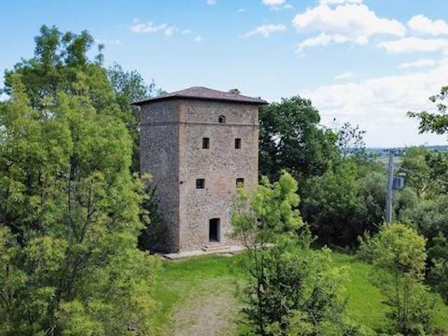 Rustico in vendita a Unione dei comuni Valli del Reno, Lavino e Samoggia, Montebudello
