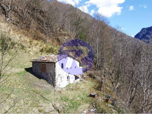 Rustico in vendita a Comunità Montana della Valle Brembana, Valtorta