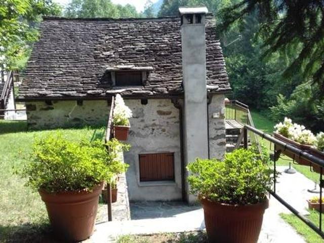 Rustico in vendita a Roletto, Vanzone