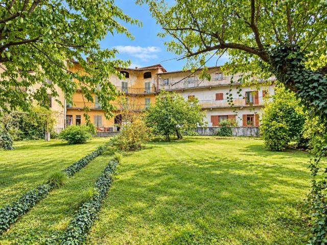 Rustico in vendita a Crevola Sesia, Varallo