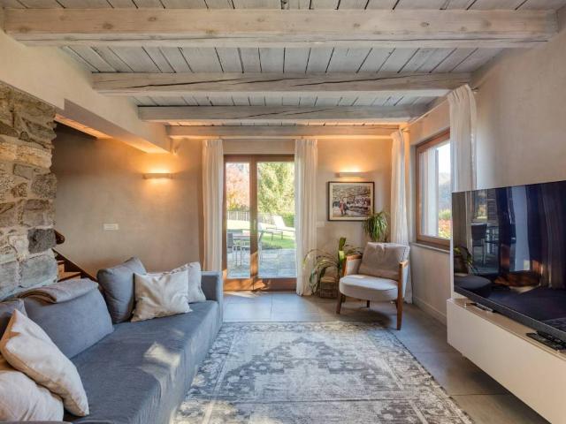 Villa Indipendente in vendita a Cellio con Breia, Piemonte