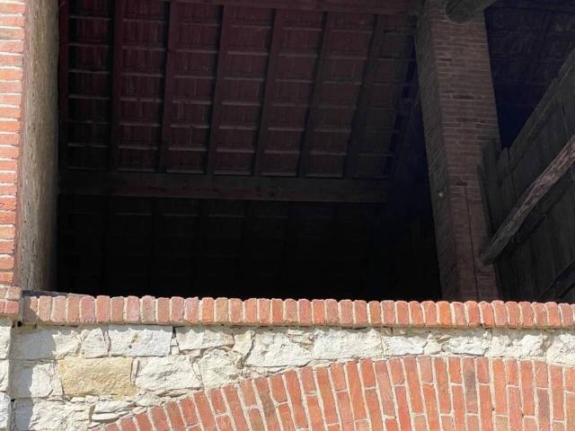 Rustico in vendita a Varano Borghi, Lombardia