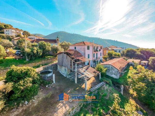 Rustico in vendita a Casanova, Varazze