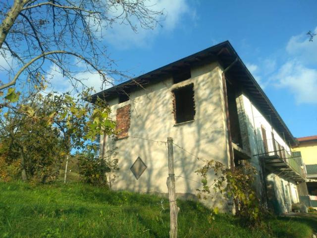 Rustico in vendita a Varese, Lombardia