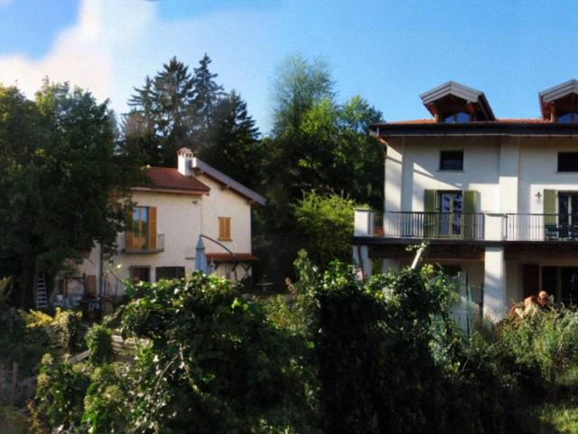 Rustico in vendita a Varese, Lombardia