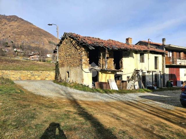 Rustico in vendita a Unione Montana di Comuni delle Valli di Lanzo, Ceronda e Casternone, Piemonte