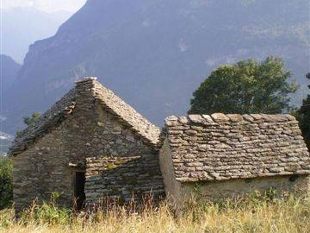 Rustico in vendita a Case Giorgio, Piemonte