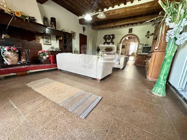 Rustico in vendita a Vecchiano, Toscana