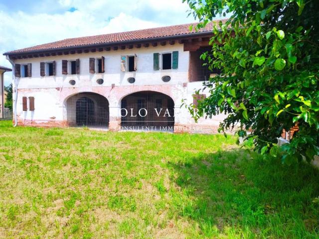 Rustico in vendita a Rizzardina, Vedelago