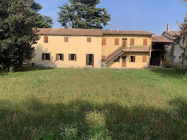 Rustico in vendita a Fossalunga di Vedelago, Vedelago