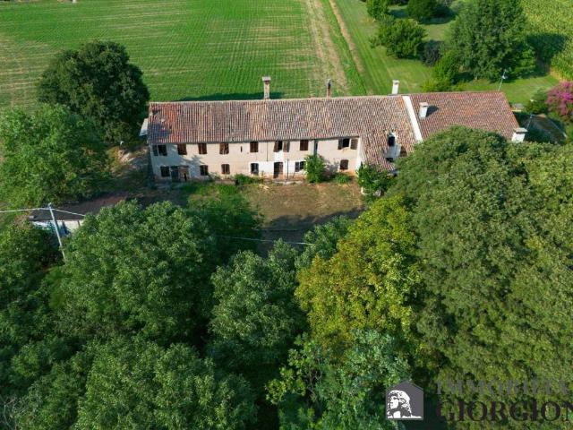 Rustico in vendita a Carpenedo, Vedelago