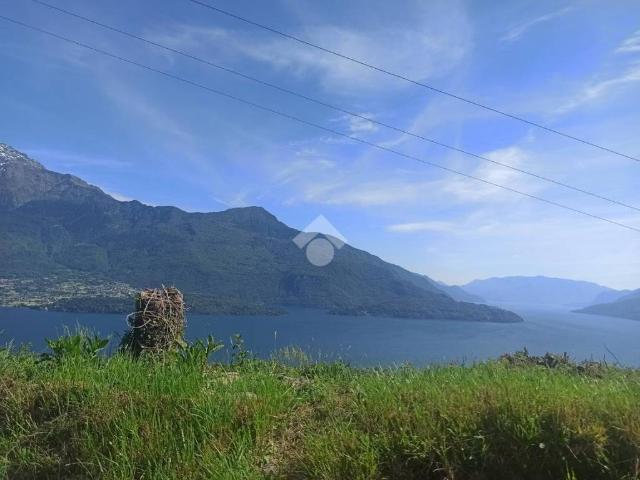 Rustico in vendita a Vercana, Lombardia