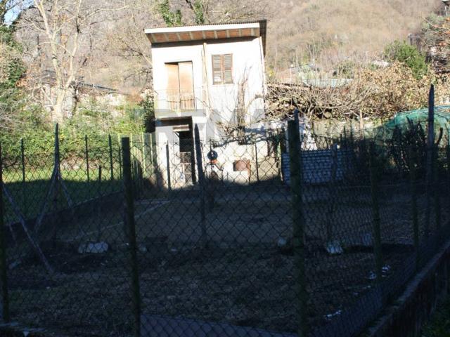 Rustico in vendita a Sceglio, Verceia