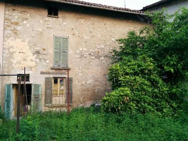 Rustico in vendita a Somasca, Vercurago