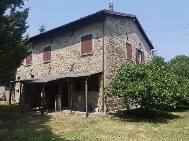 Rustico in vendita a Unione dell'Appennino Bolognese, Vergato