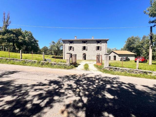 Rustico in vendita a Unione dei comuni Valle del Savio, Verghereto