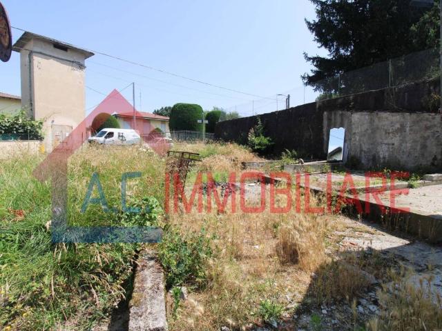 Rustico in vendita a Sesona, Vergiate