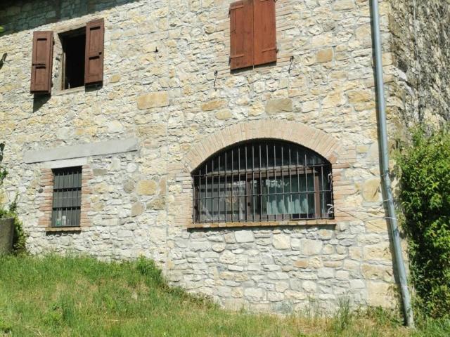 Rustico in vendita a Vernasca, Reggio Emilia