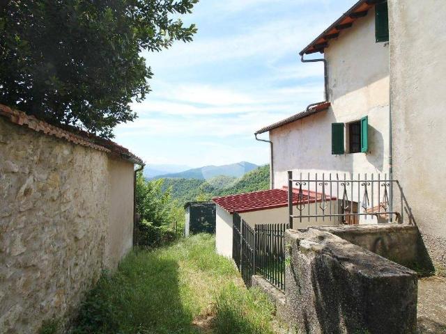 Rustico in vendita a Vernio, Toscana