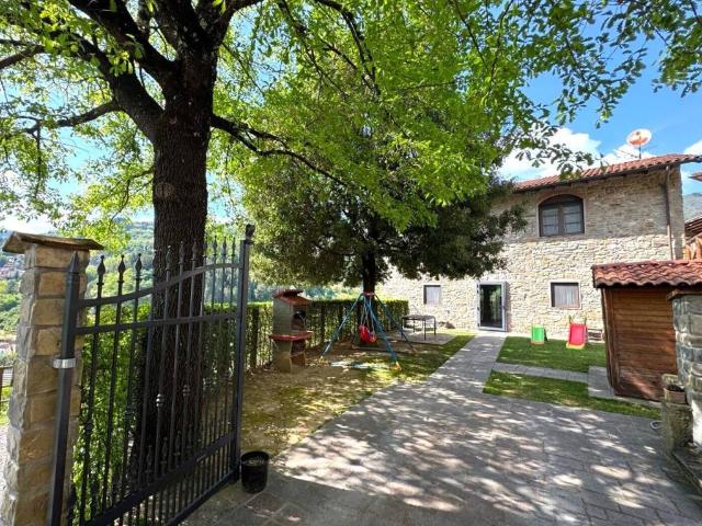 Rustico in vendita a Vernio