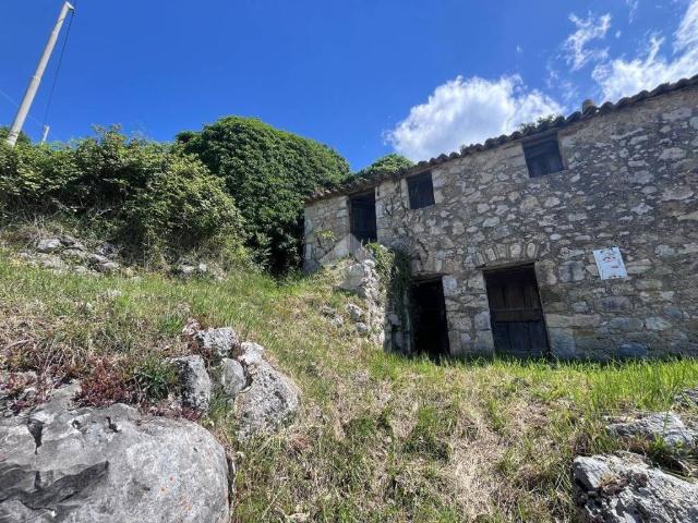 Rustico in vendita a Veroli, Lazio