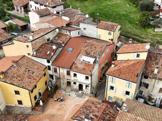 Rustico in vendita a Nord-Est, Brenzone