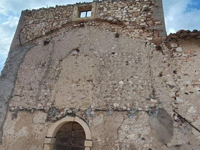 Rustico in vendita a San Felice Extra, Brenzone