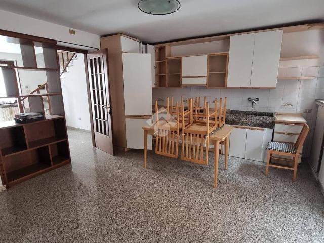 Villa Indipendente in vendita a Ovest, Brenzone