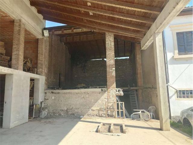 Rustico in vendita a Palazzina, Brenzone