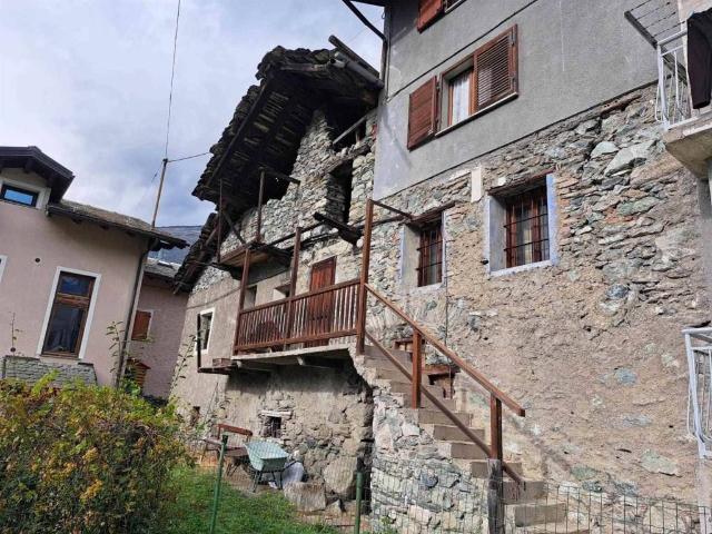 Rustico in vendita a Verrayes, Aosta