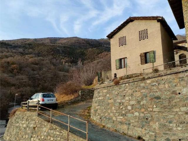 Rustico in vendita a Verrayes, Aosta