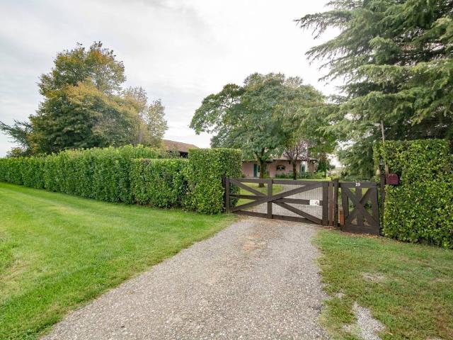 Rustico in vendita a Verrua Po, Lombardia