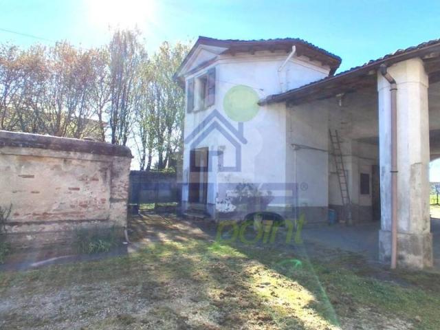 Rustico in vendita a Vescovato, Lombardia