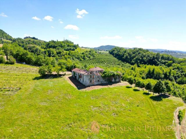 Rustico in vendita a Piemonte, Asti