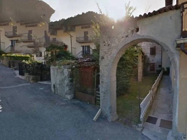 Rustico in vendita a Comunità montana della Valle Sabbia, Vestone