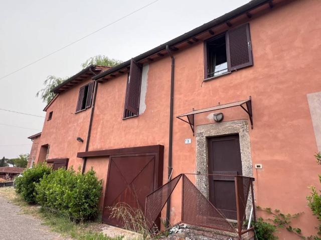 Rustico in vendita a Vetralla, Lazio