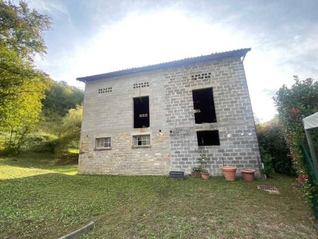 Rustico in vendita a Cà Giuliani, Vetto